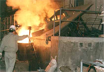 Lost wax precision casting in induction melting furnace